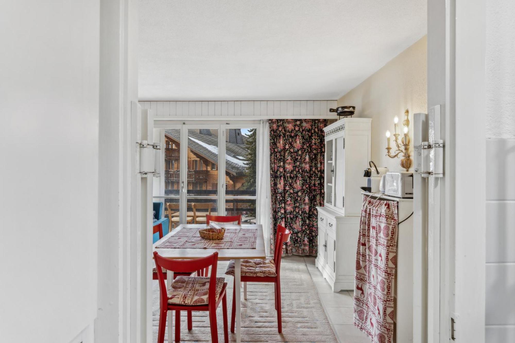 Triplex In Villars Centre With Parking Exterior photo
